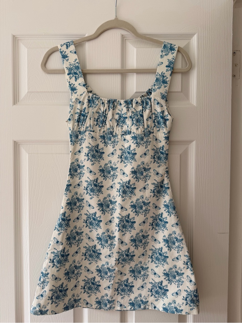 With Jean Cream Dress with Blue Floral Print - Picture 3 of 3